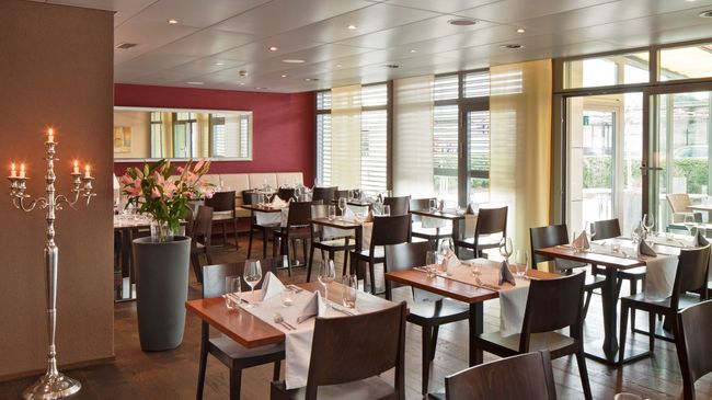 Hotel Oktogon Bonstetten Restaurant foto